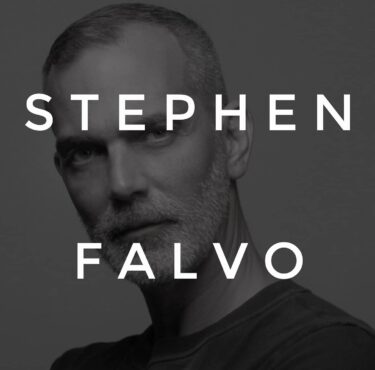Stephen Falvo Visits Peles Salon